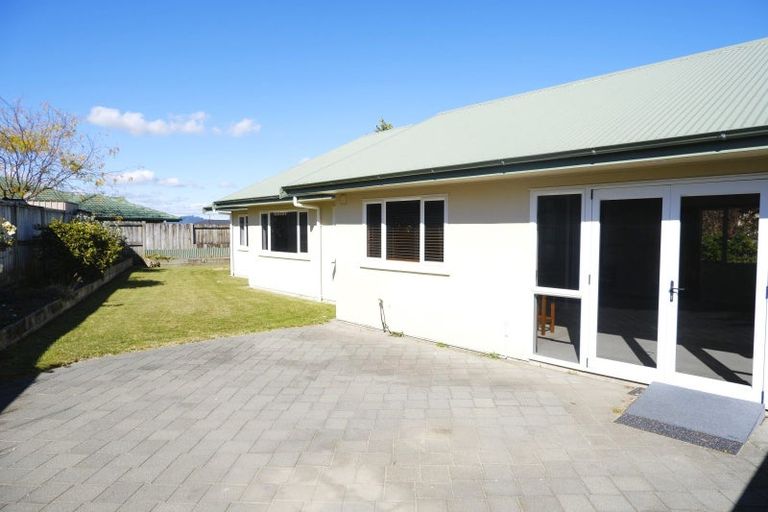 Photo of property in 33 Acacia Bay Road, Nukuhau, Taupo, 3330