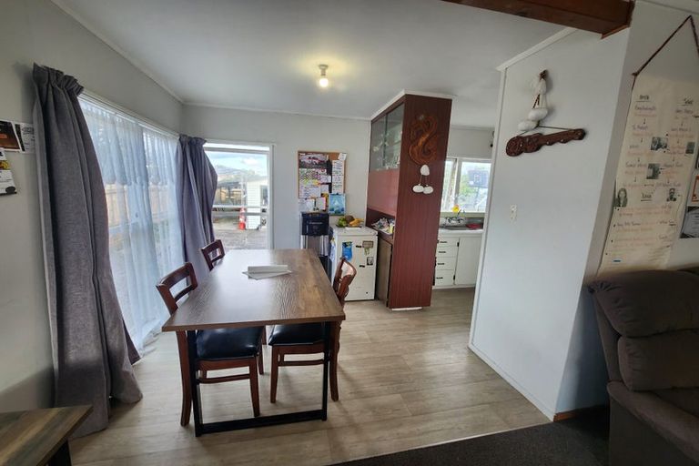 Photo of property in 9 Addington Avenue, Manurewa, Auckland, 2102