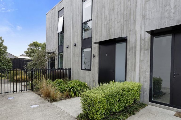 Photo of property in 13 Te Ara O Paetutu, Petone, Lower Hutt, 5012