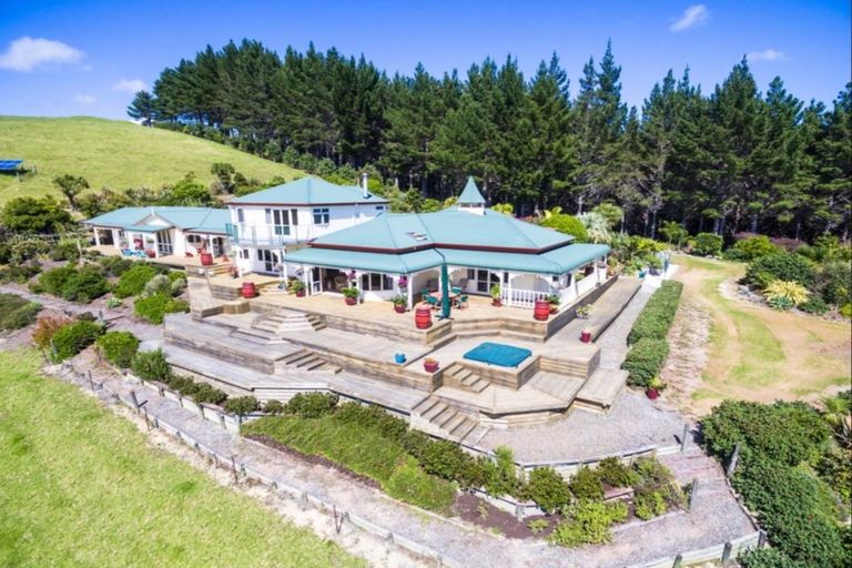 Photo of property in 10 Rangitane Road, Kerikeri, 0294
