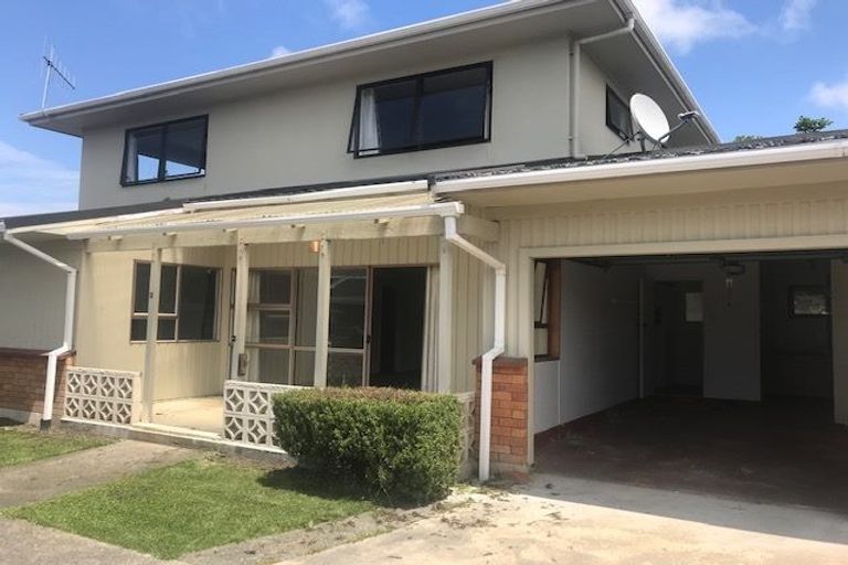 Photo of property in 2/20 Bowling Road, Greenmeadows, Napier, 4112