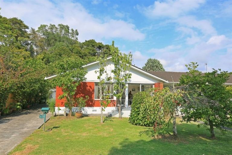 Photo of property in 5/1 Takapu Street, Henderson, Auckland, 0612