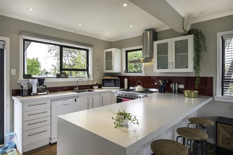 Photo of property in 38 Osier Road, Greenmeadows, Napier, 4112