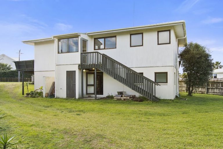 Photo of property in 36 Motiti Road, Papamoa Beach, Papamoa, 3118