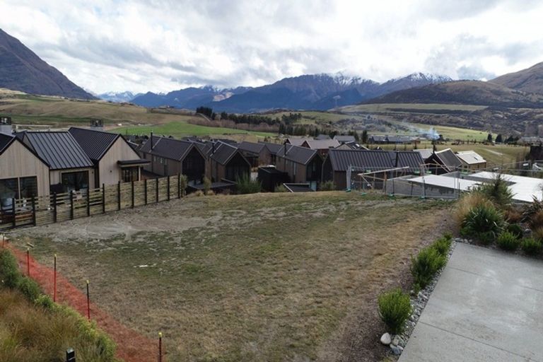 Photo of property in 5 Falconer Rise, Jacks Point, Queenstown, 9371