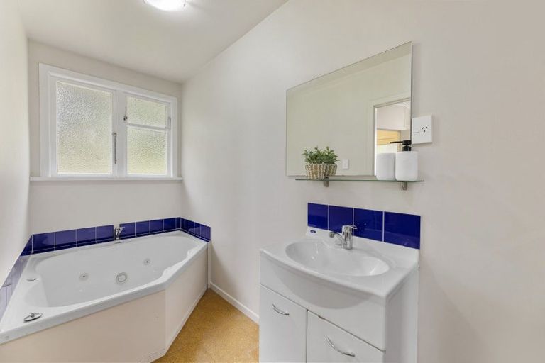 Photo of property in 69 Centennial Avenue, Helensburgh, Dunedin, 9010