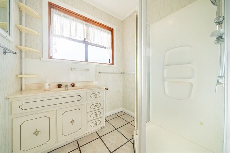 Photo of property in 257 Fergusson Drive, Heretaunga, Upper Hutt, 5018