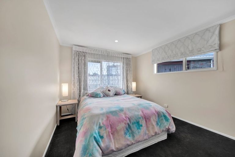 Photo of property in 24 Park Lane, Waitara, 4320