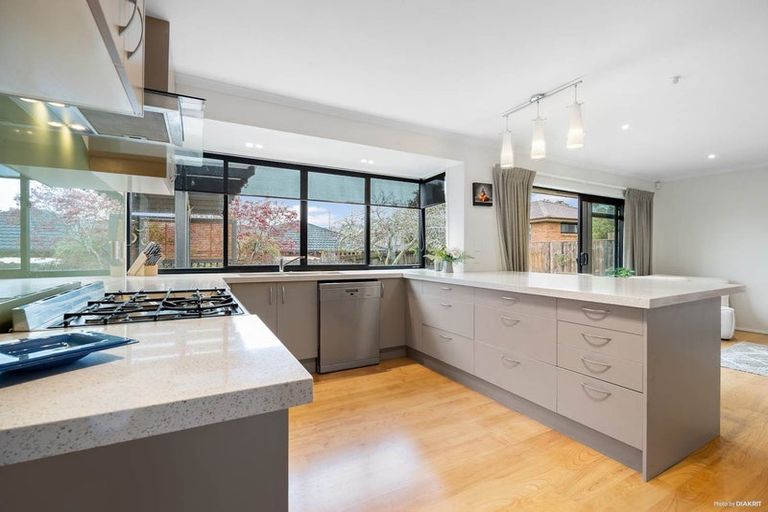 Photo of property in 15 Orangewood Drive, Northpark, Auckland, 2013