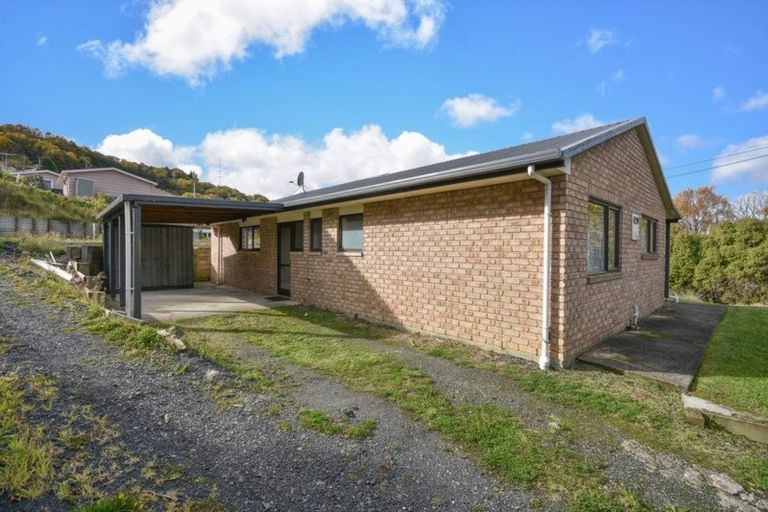 Photo of property in 15 Lindsay Road, Caversham, Dunedin, 9011