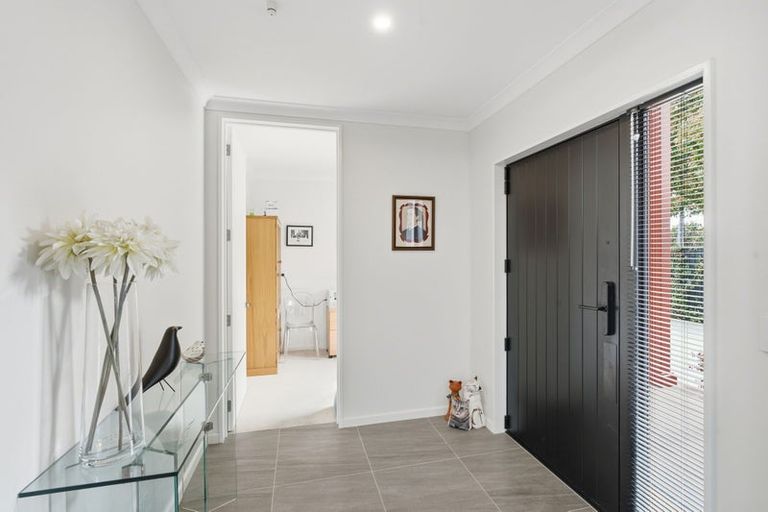 Photo of property in 190 Withells Road, Avonhead, Christchurch, 8042