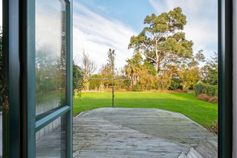 Photo of property in 63 Ashlea Road, Tokomaru, Palmerston North, 4474