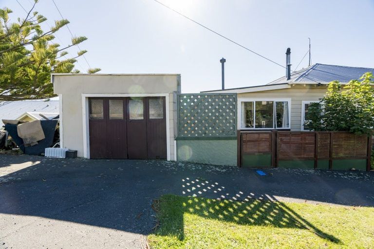 Photo of property in 6 Ryehill Street, Calton Hill, Dunedin, 9012