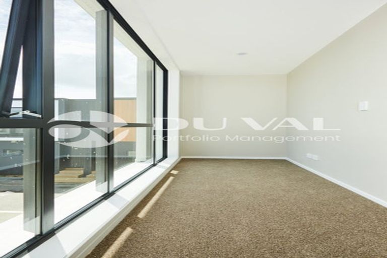 Photo of property in 46 Koro Lane, Mangere Bridge, Auckland, 2022
