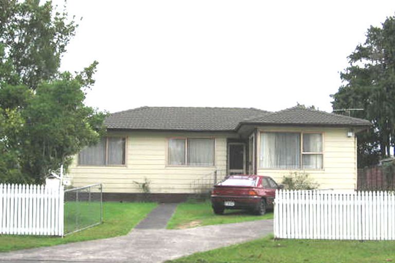 Photo of property in 6 Luanda Drive, Ranui, Auckland, 0612