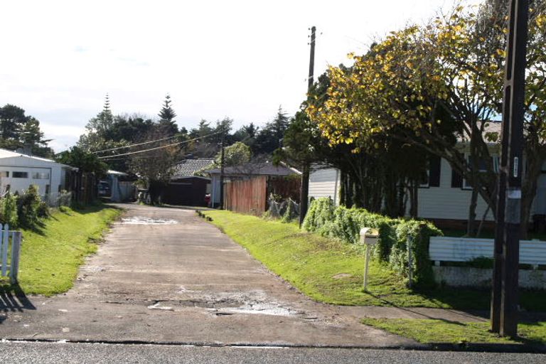 Photo of property in 3 Cheviot Street, Mangere East, Auckland, 2024