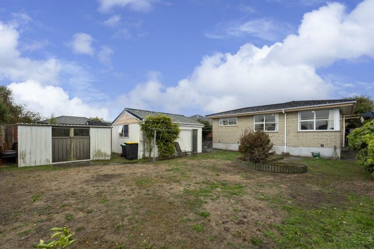 Photo of property in 209 Burwood Road, Burwood, Christchurch, 8083