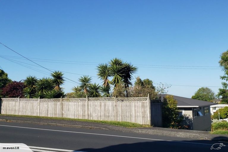 Photo of property in 88 Chivalry Road, Glenfield, Auckland, 0629