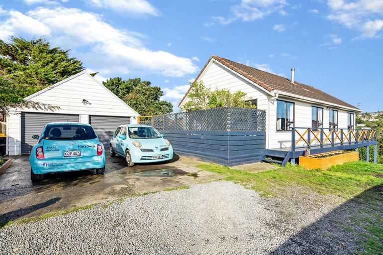 Photo of property in 56 Dominica Crescent, Grenada Village, Wellington, 6037