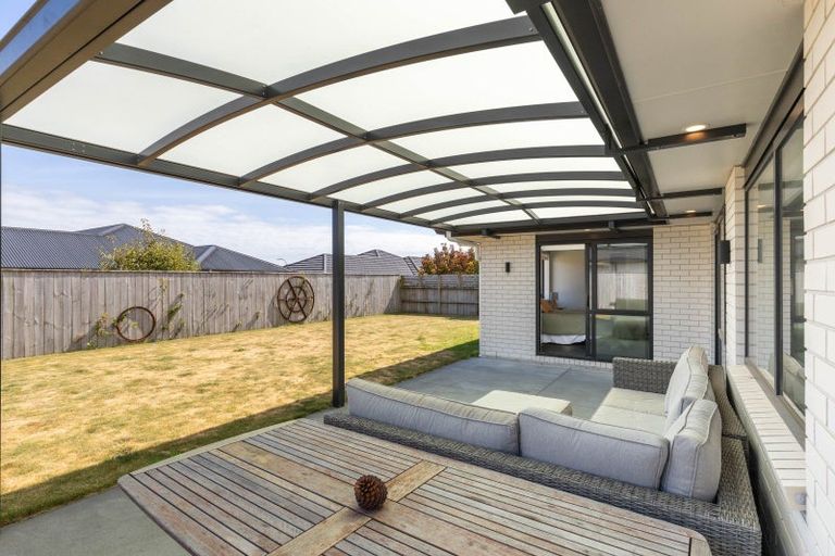 Photo of property in 21 Longstaff Drive, Bell Block, New Plymouth, 4312