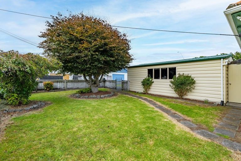 Photo of property in 1/5 Timandra Street, Welbourn, New Plymouth, 4312