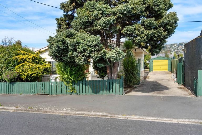 Photo of property in 65 Law Street, Caversham, Dunedin, 9012