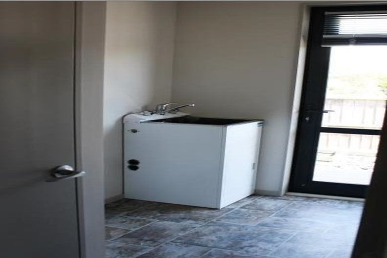 Photo of property in 90 Rowses Road, Aranui, Christchurch, 8061