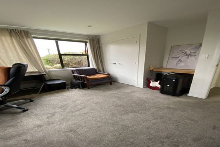 Photo of property in 17 Bell Street, Featherston, 5710