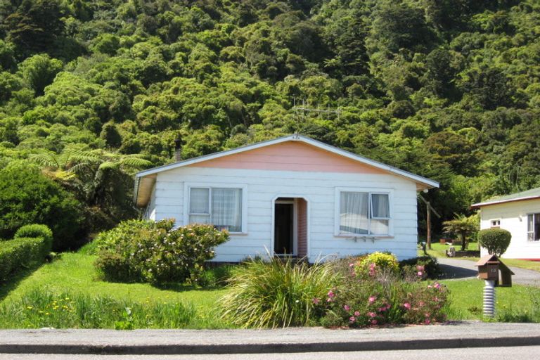 Photo of property in 12 Torea Street, Granity, 7823