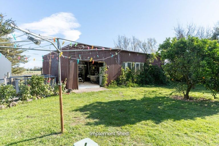 Photo of property in 120 Waihakeke Road, Waihakeke, Carterton, 5792