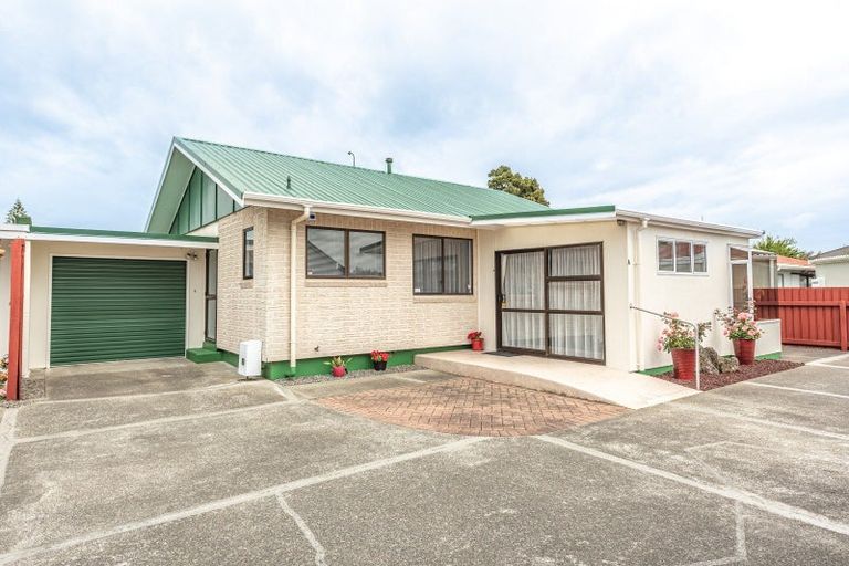 Photo of property in 13a Avon Place, Springvale, Whanganui, 4501