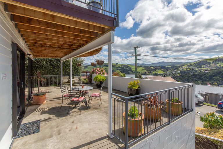 Photo of property in 13 Penlington Place, Akaroa, 7520