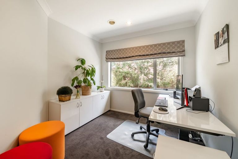 Photo of property in 19 Flotilla Place, Whitby, Porirua, 5024