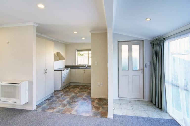 Photo of property in Holdsworth Villas, 34/2 William Donald Drive, Solway, Masterton, 5810