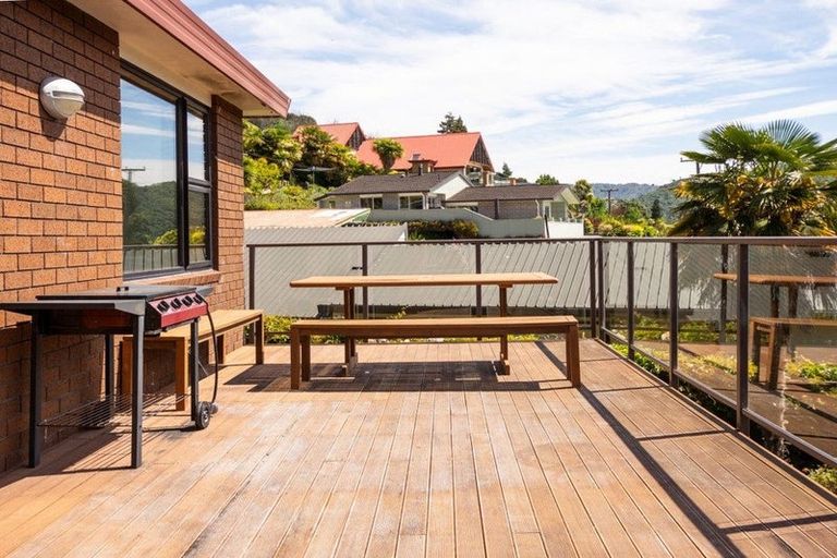 Photo of property in 14 Finlay Grove, Waikawa, Picton, 7220