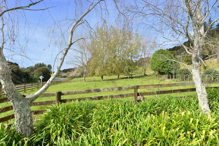 Photo of property in 558 Crane Road, Kauri, Kamo, 0185