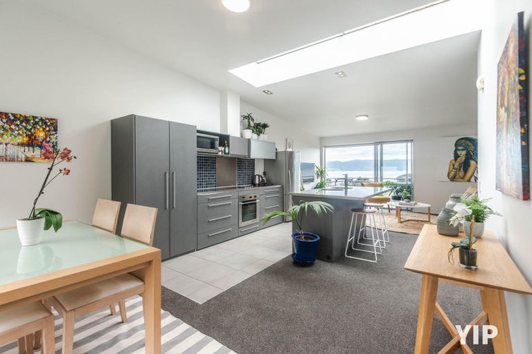 Photo of property in 25/2 Onslow Road, Khandallah, Wellington, 6035