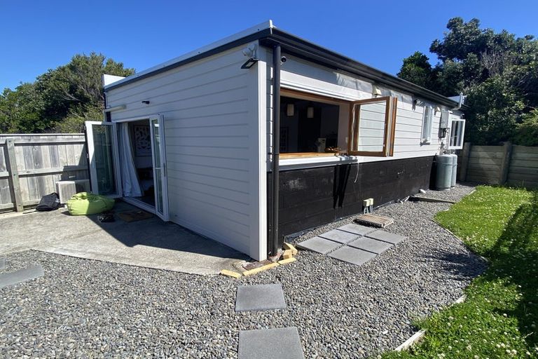 Photo of property in 95a Waiuta Street, Titahi Bay, Porirua, 5022