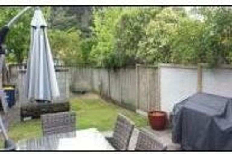 Photo of property in 2 Villanova Place, Albany, Auckland, 0632