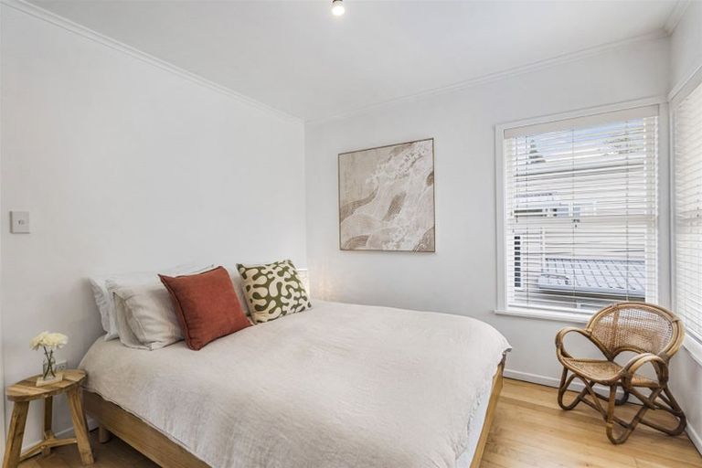 Photo of property in 6/1 Hythe Terrace, Mairangi Bay, Auckland, 0630