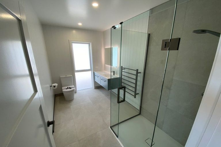 Photo of property in 156 Kupe Drive, Whitianga, 3510