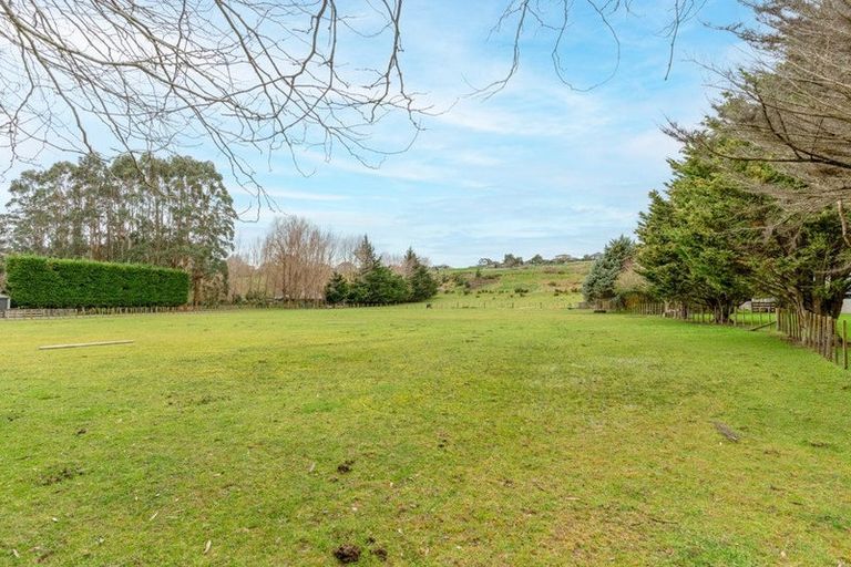 Photo of property in 205 Valley Views, Fitzherbert, Palmerston North, 4472
