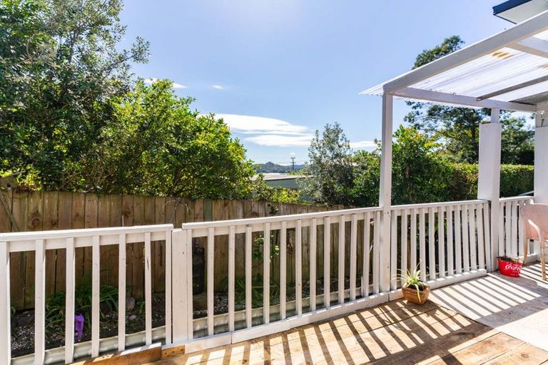 Photo of property in 106 Komiti Road, Tinopai, Matakohe, 0593