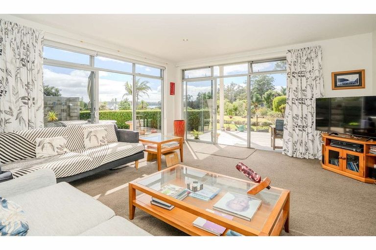 Photo of property in 43 Edmonds Road, Kerikeri, 0293