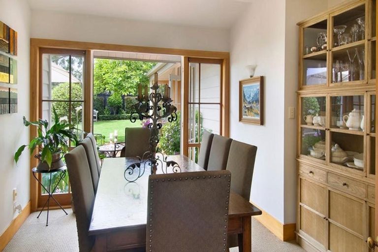 Photo of property in 5 Cameron Street, Takapuna, Auckland, 0622