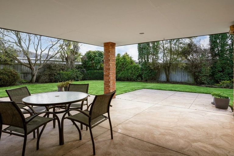 Photo of property in 18 Parkside Crescent, Northwood, Christchurch, 8051