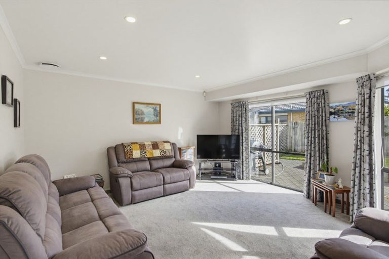Photo of property in 14 Sunburst Court, Paraparaumu Beach, Paraparaumu, 5032