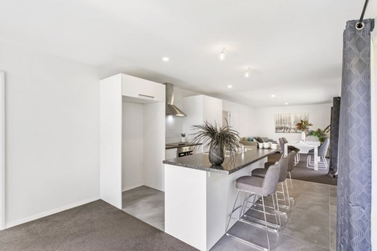 Photo of property in 8 Southill Way, Pyes Pa, Tauranga, 3112