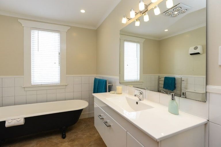 Photo of property in 604 Lascelles Street, Saint Leonards, Hastings, 4120