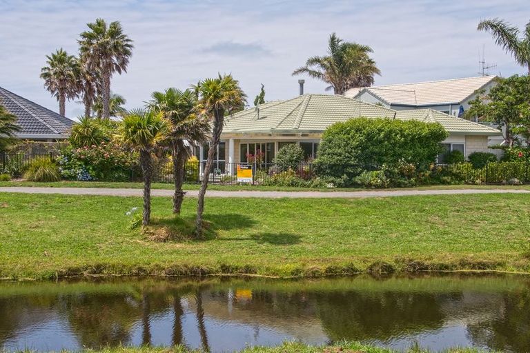 Photo of property in 26 Monterey Key, Papamoa Beach, Papamoa, 3118
